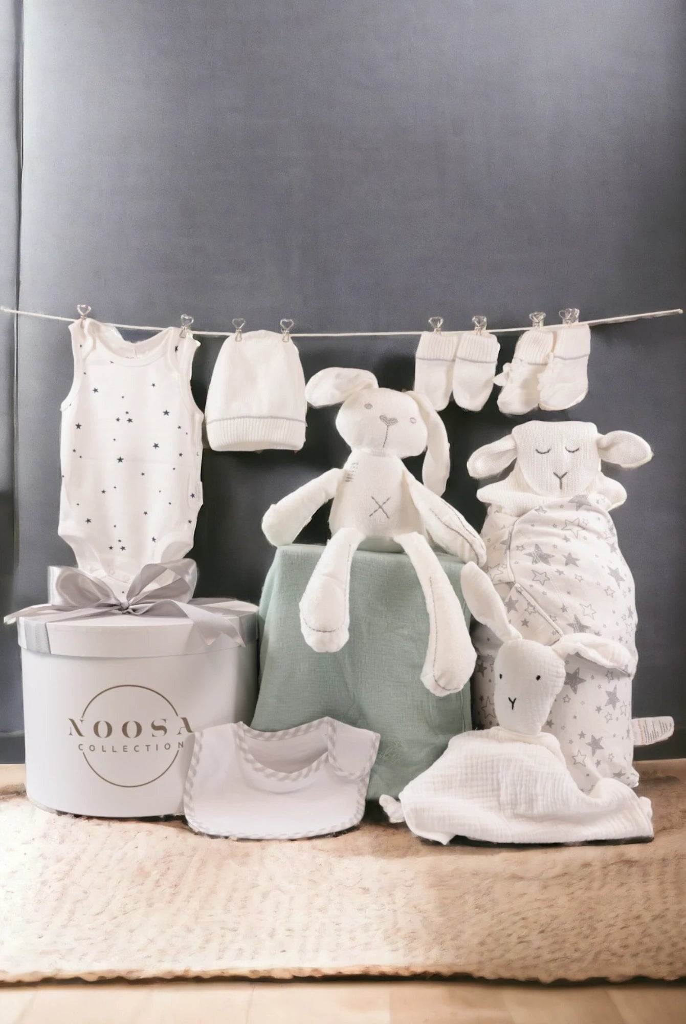 DELUXE BABY BOY GIFT HAMPER