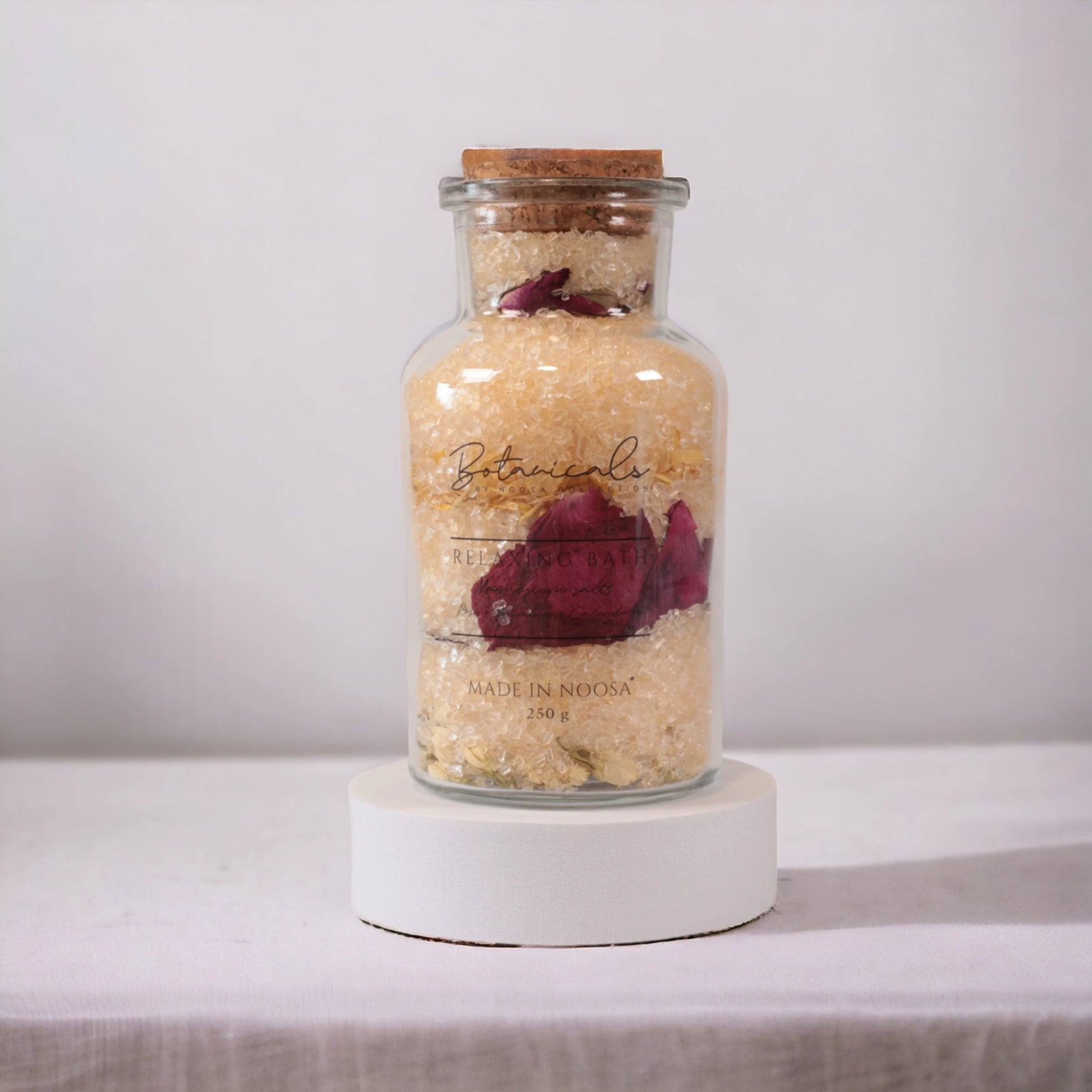 Luxury relaxing magnesium gold bath salts